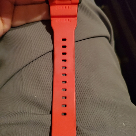 Red Casio G-Shock Watch - Picture 5 of 5